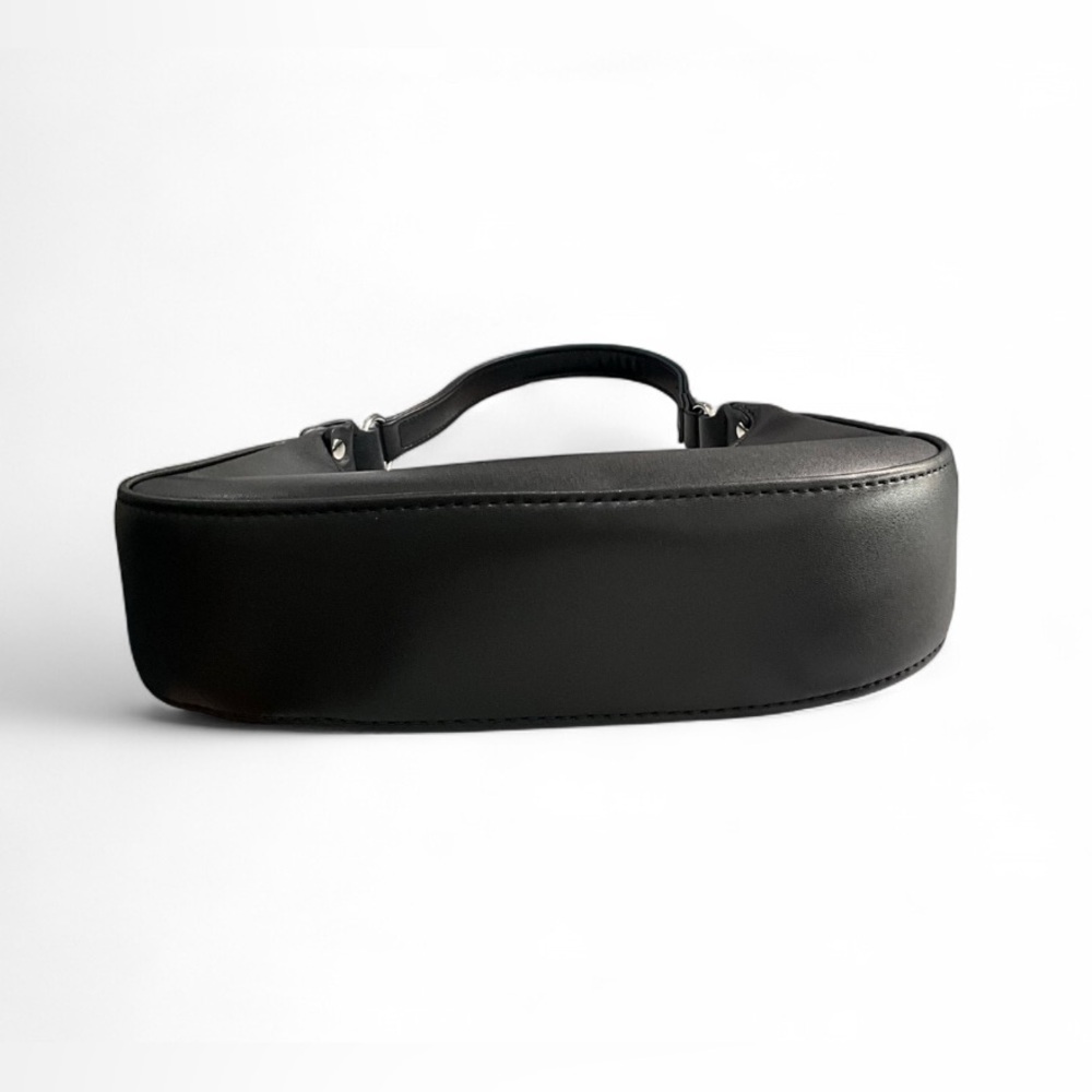 Elegant Black Shoulder Bag - Picture 7 of 9